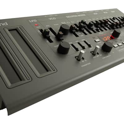 Roland SH-01A Four Times The Sounds In A Fraction Of The Size Sound Module