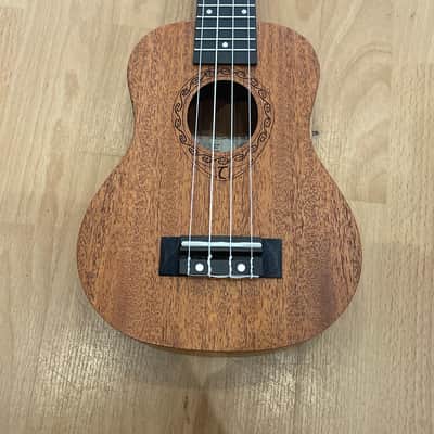 UKULELE TIARE SOPRANO MAHOGANY image 3