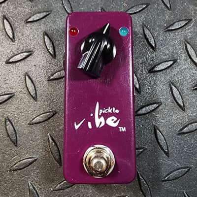 Lovepedal Pickle Vibe Tremolo/Vibrato | Reverb