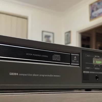 VINTAGE PHILLIPS CD PLAYER/MADE IN JAPAN image 2