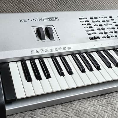 Ketron SD1 - 76Key + HD + Floppy ✅ Professional Arranger Keyboard ✅ 76-Key Performance Keyboard ✅ Live Stage Workstation ✅ Cleaned & Fully Checked ✅ Worldwide Shipping image 4