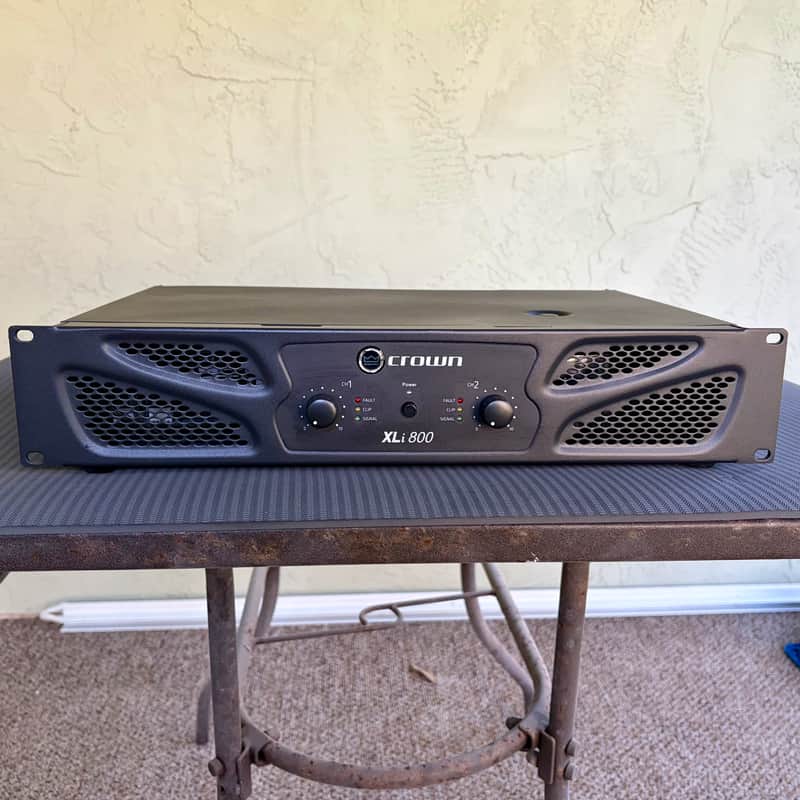 Crown XLi 800 2-Channel Power Amplifier (300W/Ch @ 4 Ohms) image 1