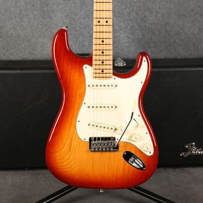 Fender American Pro Stratocaster - Sienna Sunburst - 2nd Hand image 3