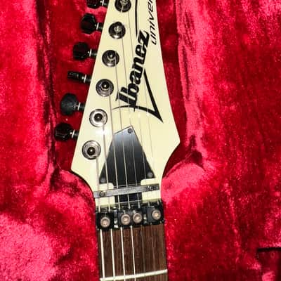 Ibanez Universe Universe UV7BK UV7PWH 1990 - Black Body - White Neck image 12