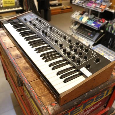 Sequential Prophet 600 61-Key 6-Voice Polyphonic Synthesizer 1982 - 1985 - Black with Wood Sides image 3