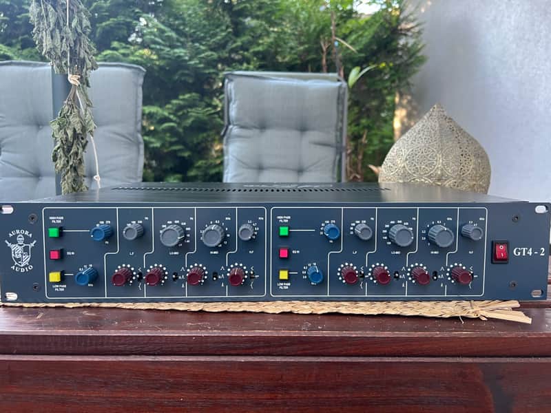 Aurora Audio GT4-2 Stereo Equalizer with Transformers - Geoff Tanner - Neve 1073 EQ Bild 1