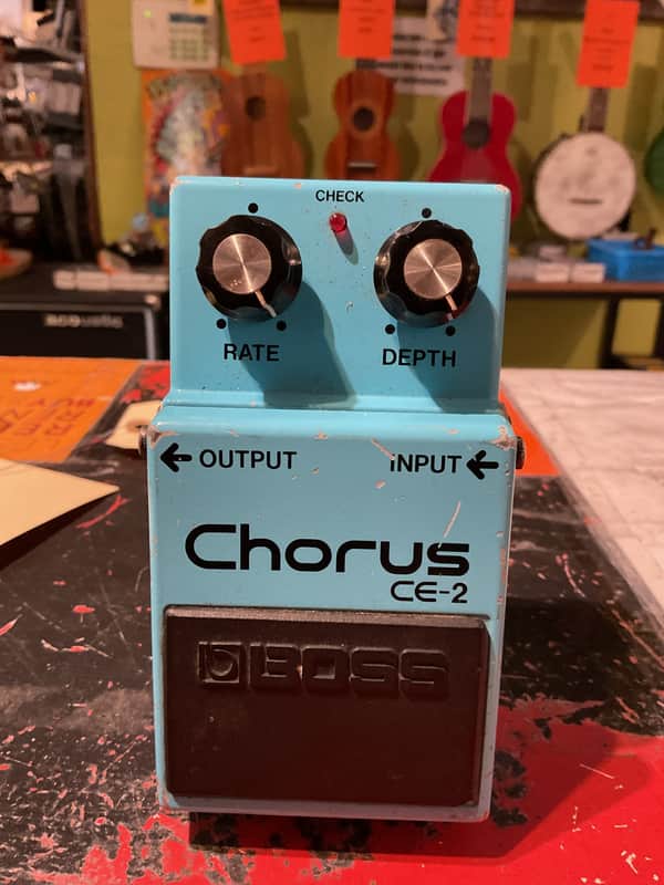 Boss CE-2