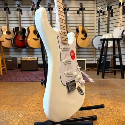 Squier Affinity Stratocaster Olympic White w/Maple Fingerboard image 2