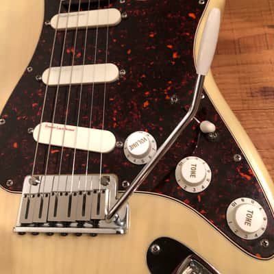 Fender Strat Plus Deluxe  1994 Vintage Blonde Lace Sensors TBX LSR Schallers image 2