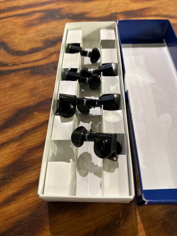 Grover 3:3 Black Tuners image 1