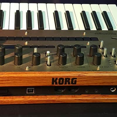 Korg Monologue 2010's - Gold