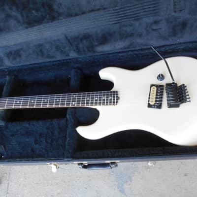 Kramer Baretta 1984 White image 10