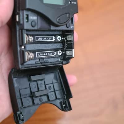 Sennheiser Sennheiser SK 100 G3 Bodypack Transmitter | 823–865 MHz | Professional Wireless image 16