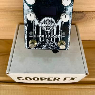 Cooper FX Arcades Multi-Effect Console 2020 - 2021 - Black Sparkle image 2