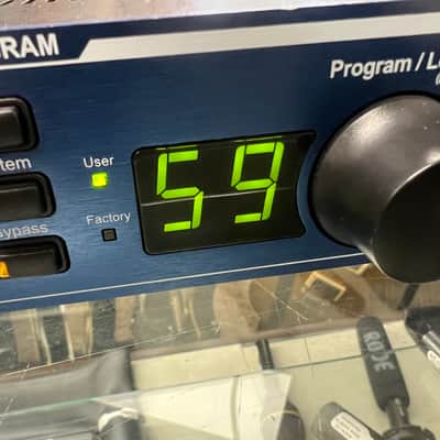 Lexicon MX400 Dual Stereo / Surround Reverb Effects Processor image 5