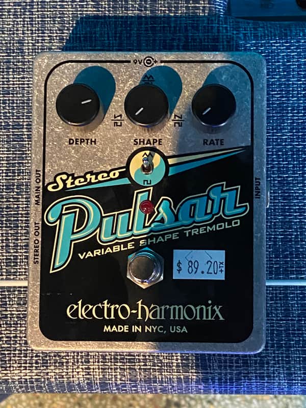 Electro-Harmonix Stereo Pulsar Analog Tremolo 2007 - Present - Blue image 1