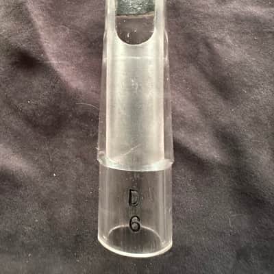 Dukoff alto sax mouthpiece D6 .075 Vibracom 1980’s - Clear resin image 4