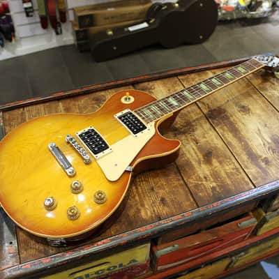 Gibson Les Paul Classic 2002 - 2004 - Lightburst image 1