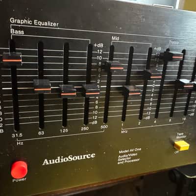 AudioSource AV One Audio Video Selector Processor Graphic Equalizer Japan Bild 4