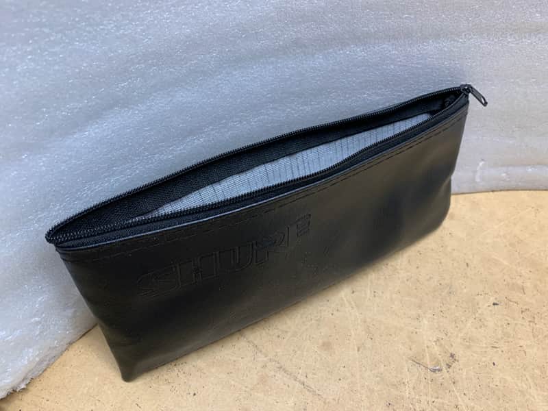 SHURE VINYL ZIPPERED MICROPHONE POUCH/SM58/SM57/SM56/EXCELLENT!- MAKE OFFER! ! image 1