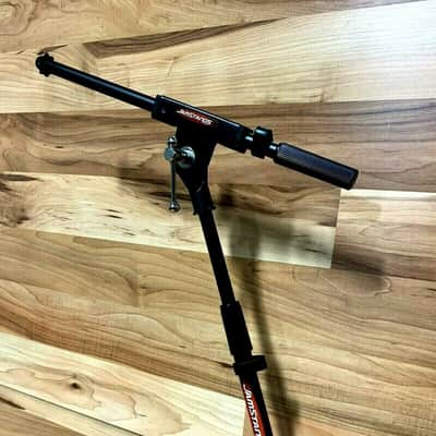 Ultimate Support JS-KD55 JamStand Kick Drum/Guitar Mic or Table Top Stand image 1