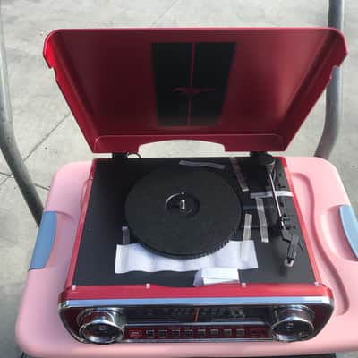 ION Ford Mustang LP 4-in-1 Turntable image 3