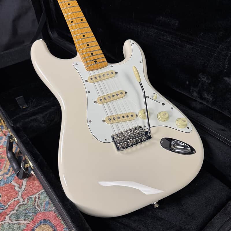 *Video* Fender JV Modified 60's Stratocaster Olympic Soft V Neck White Hard Case - 2022 image 1