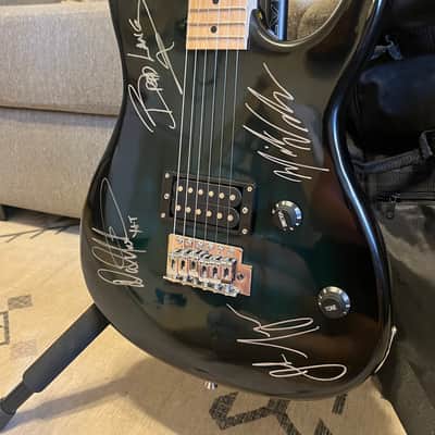 Y&T Yesterday and Today Dave Meniketti, John Nymann, Mike Vanderhule, & Brad Lang Autographed BGuitars Viper Electric Guitar image 2