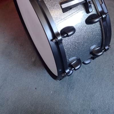 Dixon Artisan 14x6.5" Maple Snare Drum - 10-Ply North American Maple - Die-Cast Hoops - Silver Sparkle Lacquer image 3