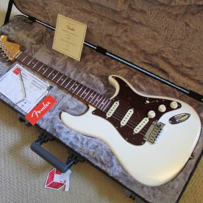 2022 Fender American Ultra Stratocaster Arctic Pearl Metallic w/OHSC & Tags NM/M image 1