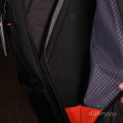 MONO M80 Vertigo Electric Bass Guitar Case Jet Black image 7