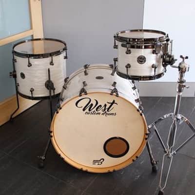 West Custom Drums Drum Kit 10" 14" 20"  Erable image 1