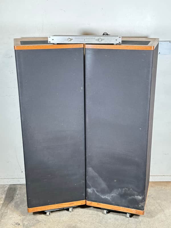 Vandersteen Model 4 Tower Speakers w/ WX-4 Crossover (Pair)