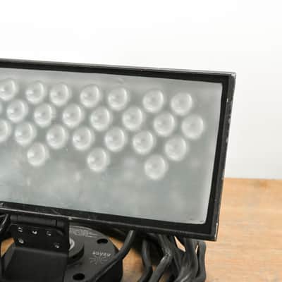 Philips Color Kinetics ColorBlast 12 Wash Light Fixture CG011PW image 2