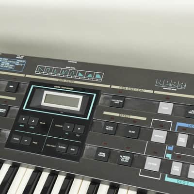 Casio CZ-1 61-Key Keyboard Synthesizer with Carrying Case CG006Q7 image 7