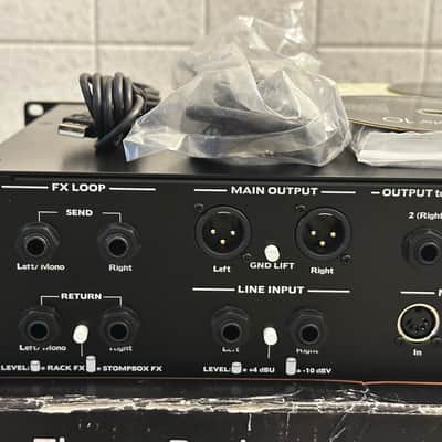 Avid Eleven Rack Guitar Multi-Effects Processor and Pro Tools Interface with pro tools 10 ilok2 and dvds image 6