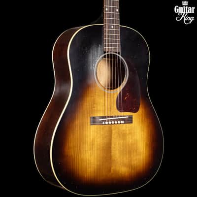 Gibson Custom 1942 Banner J-45 Light Aged Vintage Sunburst image 1