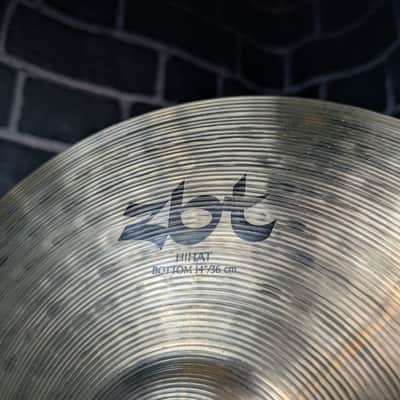Zildjian 14" ZBT Hi‑Hat Cymbals (Pair) – 2005–2019 – Traditional Finish – Bright Attack • Cutting Chick image 7