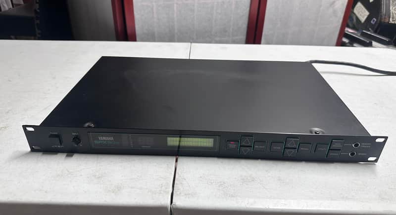 Yamaha SPX90 II Digital Sound Processor 1980s - Black image 1