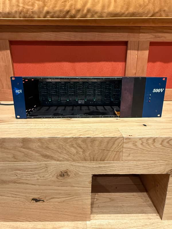 API 500VPR 10-Slot 500 Series Rack with L200 PSU 2019 - Present - Black image 1