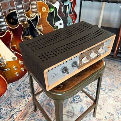 Used Universal Audio UAFX OX Amp Top Box image 3