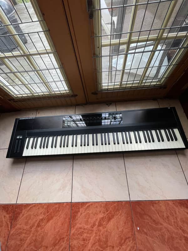 Native Instruments Komplete Kontrol S88 Keyboard Controller | Reverb