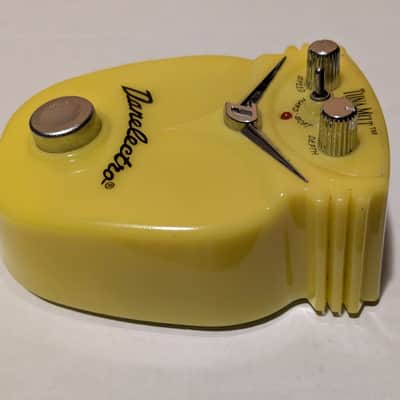 Danelectro Tuna Melt Tremolo Guitar Effects Pedal image 4