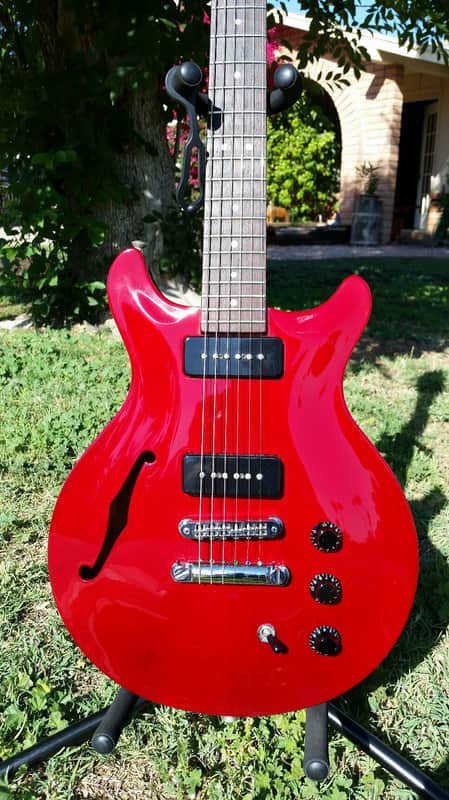 USA Hamer  Vanguard Artist 2000 Trans Red image 1