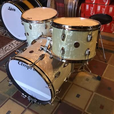 Tempro 3pc Drum Set 1960's White Marine Pearl image 9