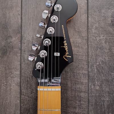 Fender American Ultra Luxe Stratocaster 2021 2-Color Sunburst Stainless Frets w/ Case image 7