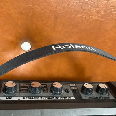 Roland Mobile BA Battery-Powered Stereo Amp 2010s - White image 2