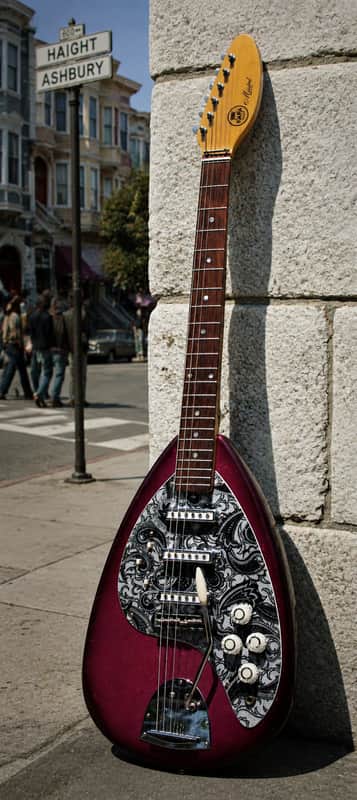 KAPA MINSTREL 1958 - CUSTOMIZED. PURPLE SPARKLE. Only 1.  Rare. Showstopper. Only 1. - Excellent