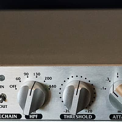Chameleon Labs 7720 Stereo BUS VCA Compressor image 9