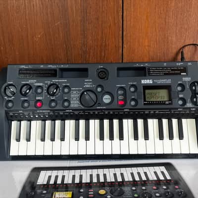 Korg MS1 microSAMPLER Sampling Keyboard w/ box, mic, power supply image 2